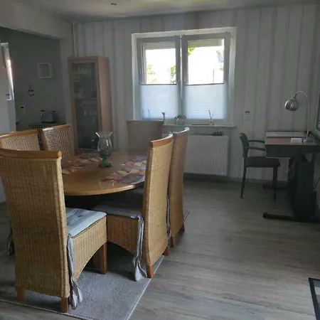 Schoene Offene Mit Grosser Terrasse. Apartmán Bad Münder am Deister